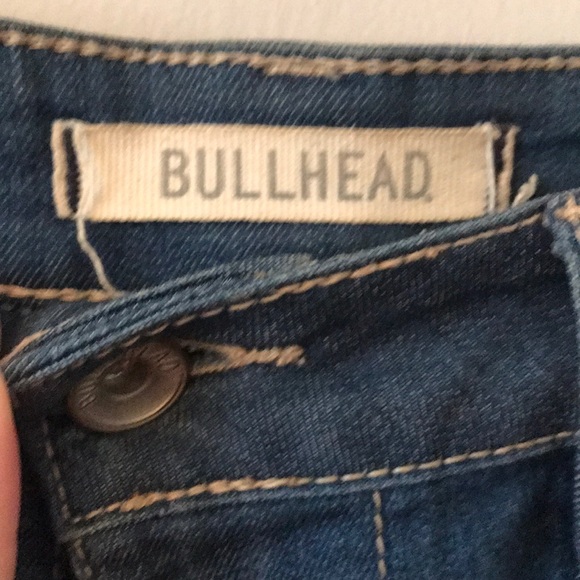 Women’s Soft Denim Shorts - Picture 3 of 3